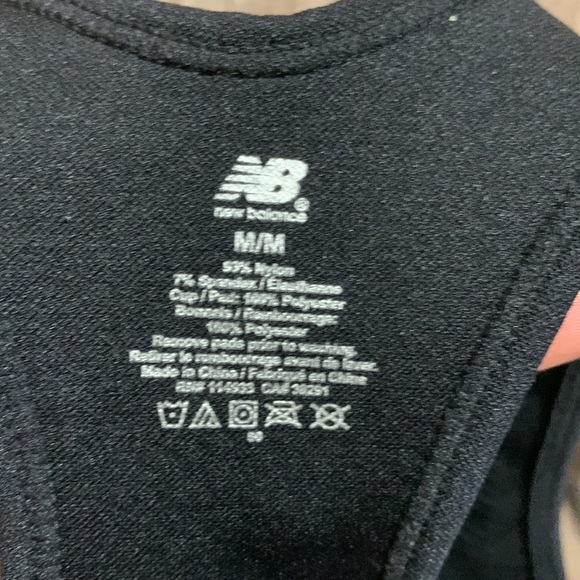New Balance Sports Bra Black White M - Picture 11 of 11